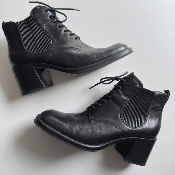 Vintage Y2K Cole Haan Black Leather Lace Up Booties Size 7-7.5 - Picture 1 of 9